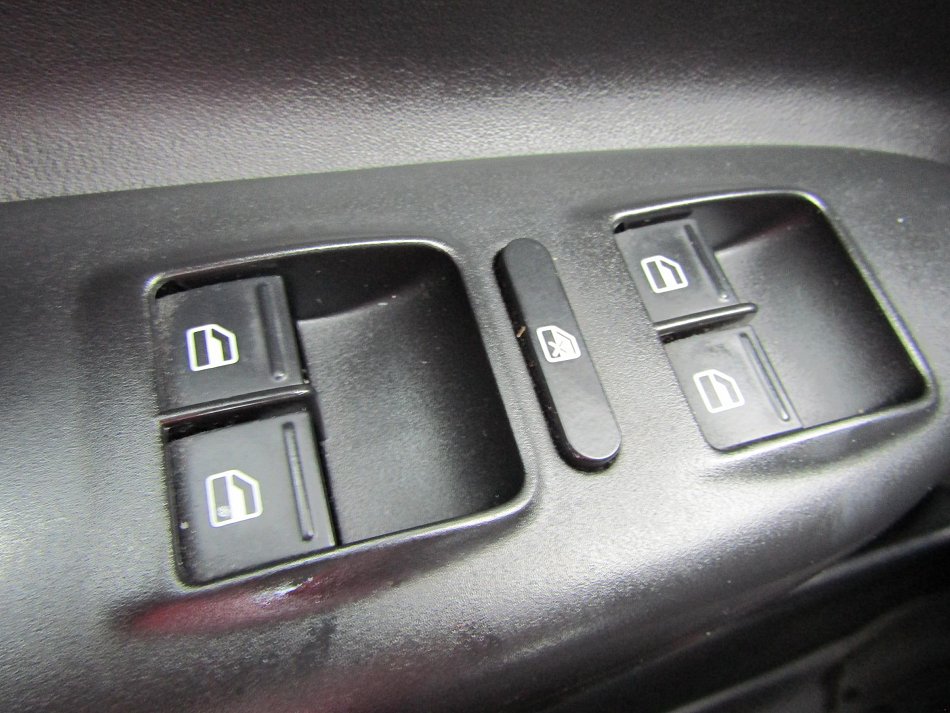 Škoda Octavia II 1.6 TDi 