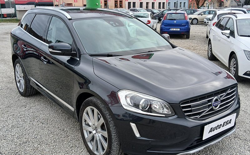 Volvo XC60 2.4 D4 Summum AWD