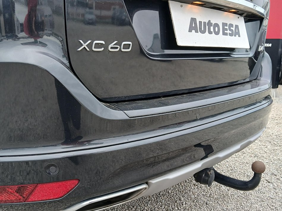 Volvo XC60 2.4 D4 Summum AWD