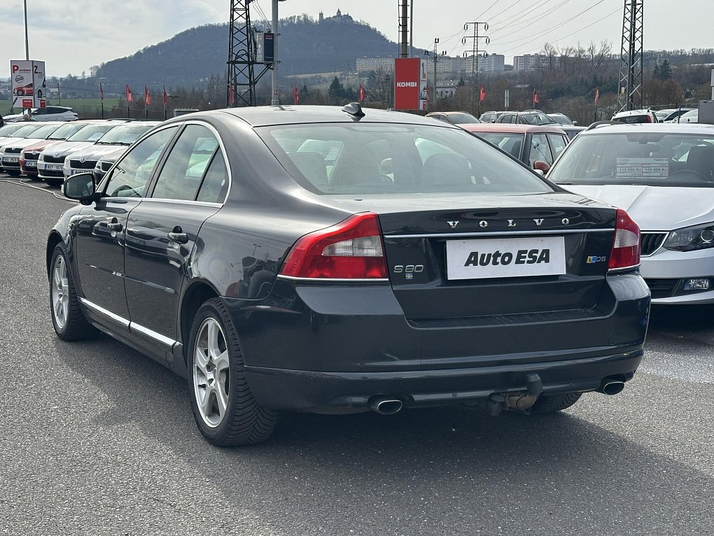 Volvo S80 2.4 