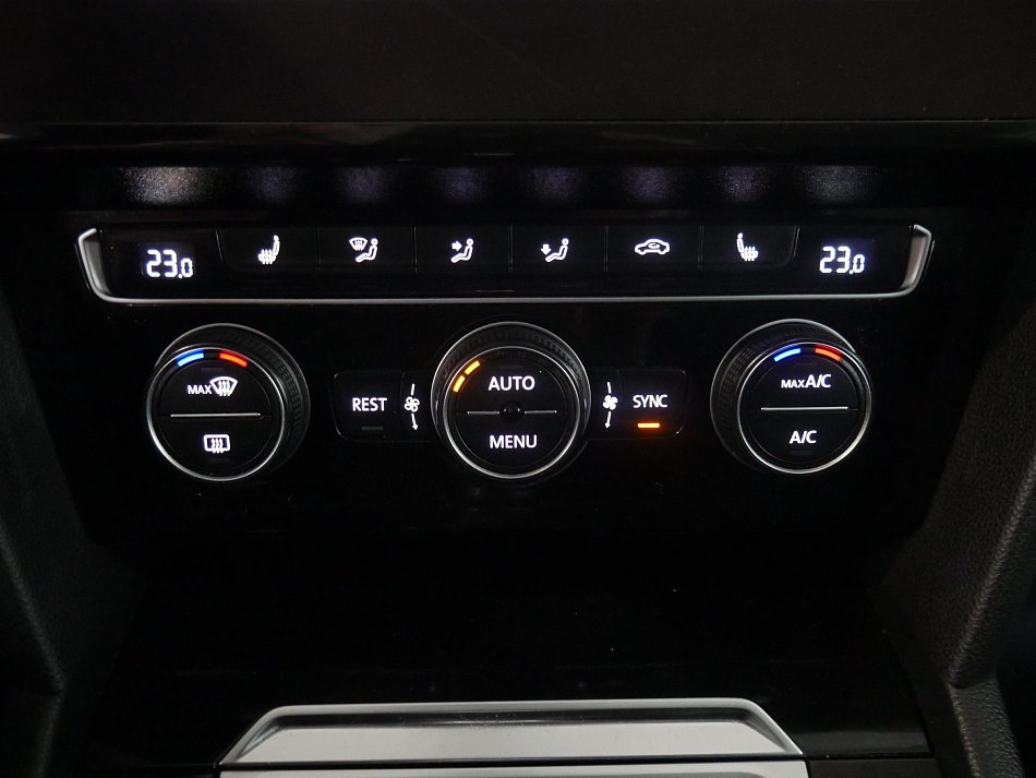 Volkswagen Arteon 2.0 TDi 