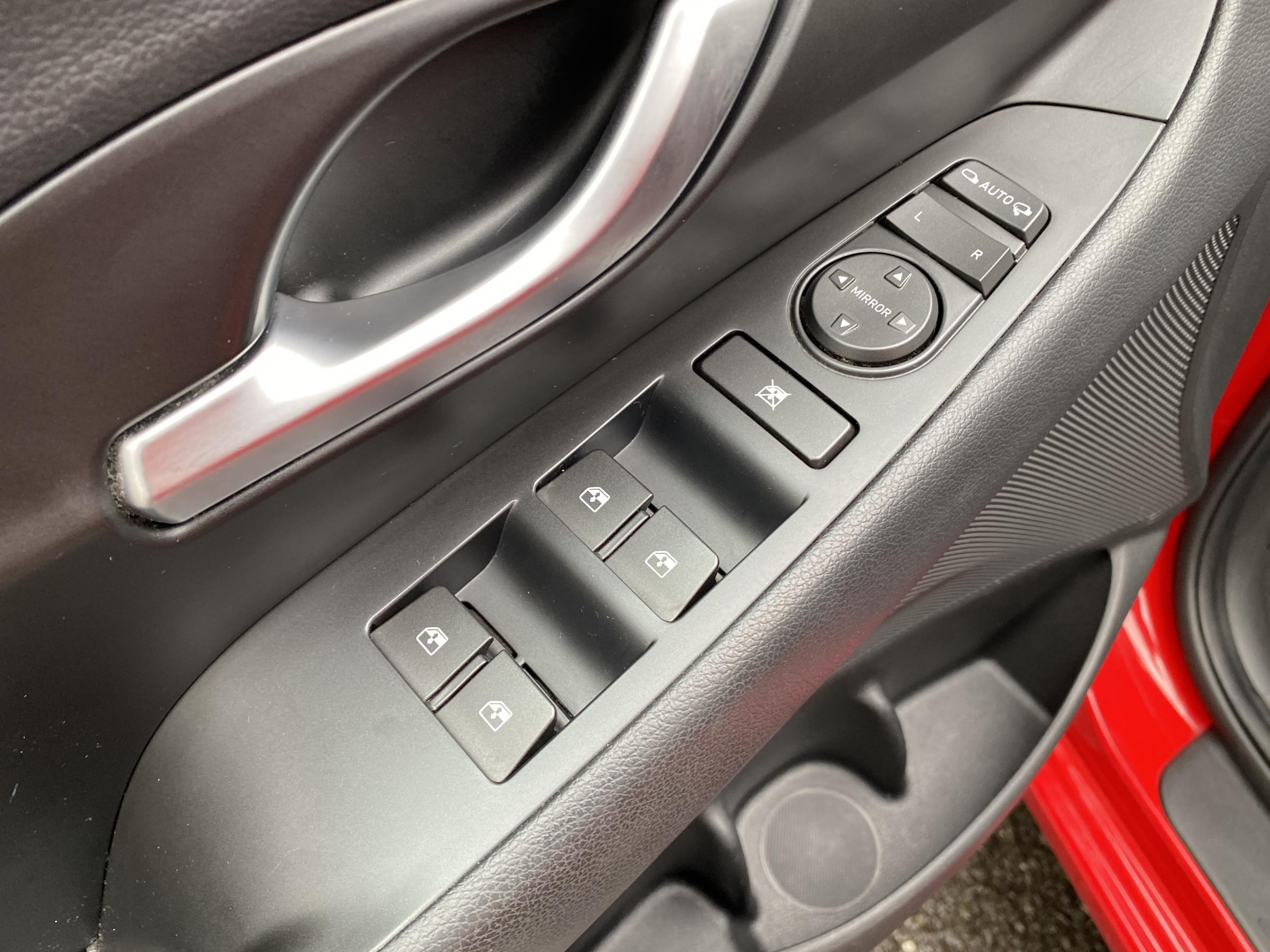 Hyundai i30, 2019 - pohled č. 13