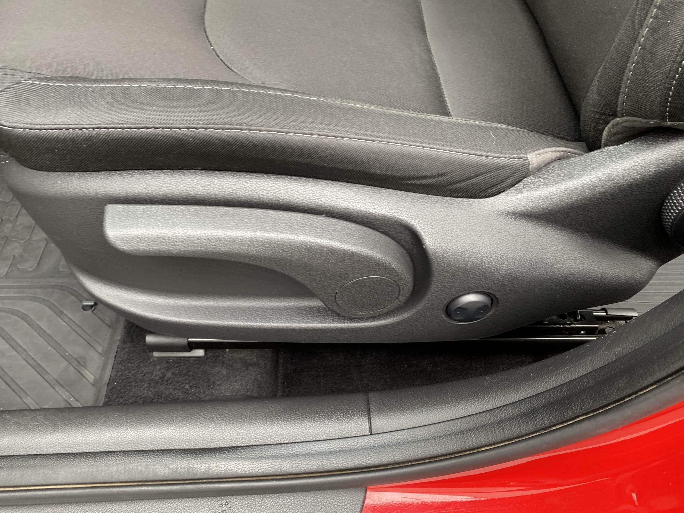 Hyundai i30, 2019 - pohled č. 14