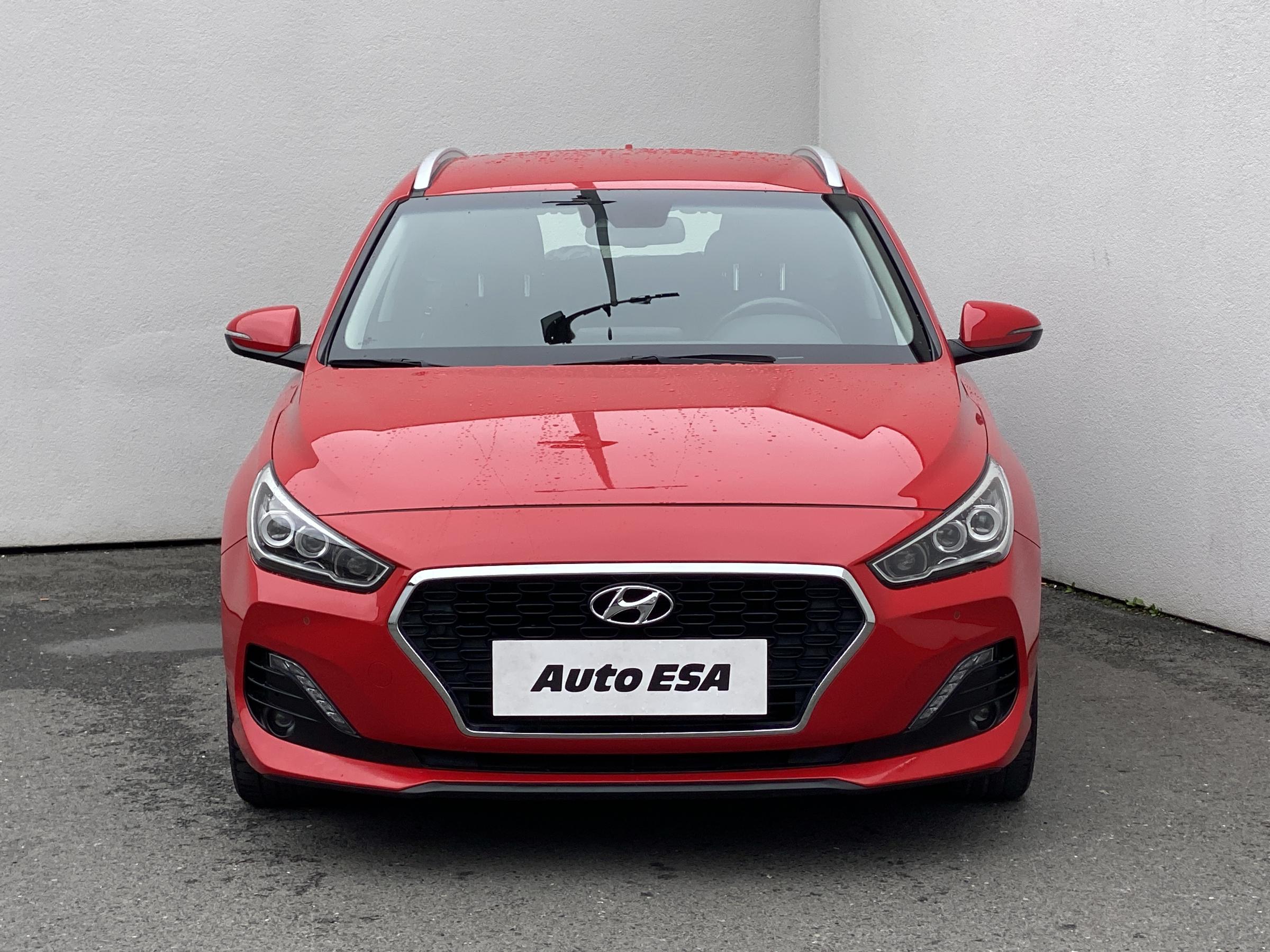 Hyundai i30, 2019 - pohled č. 2