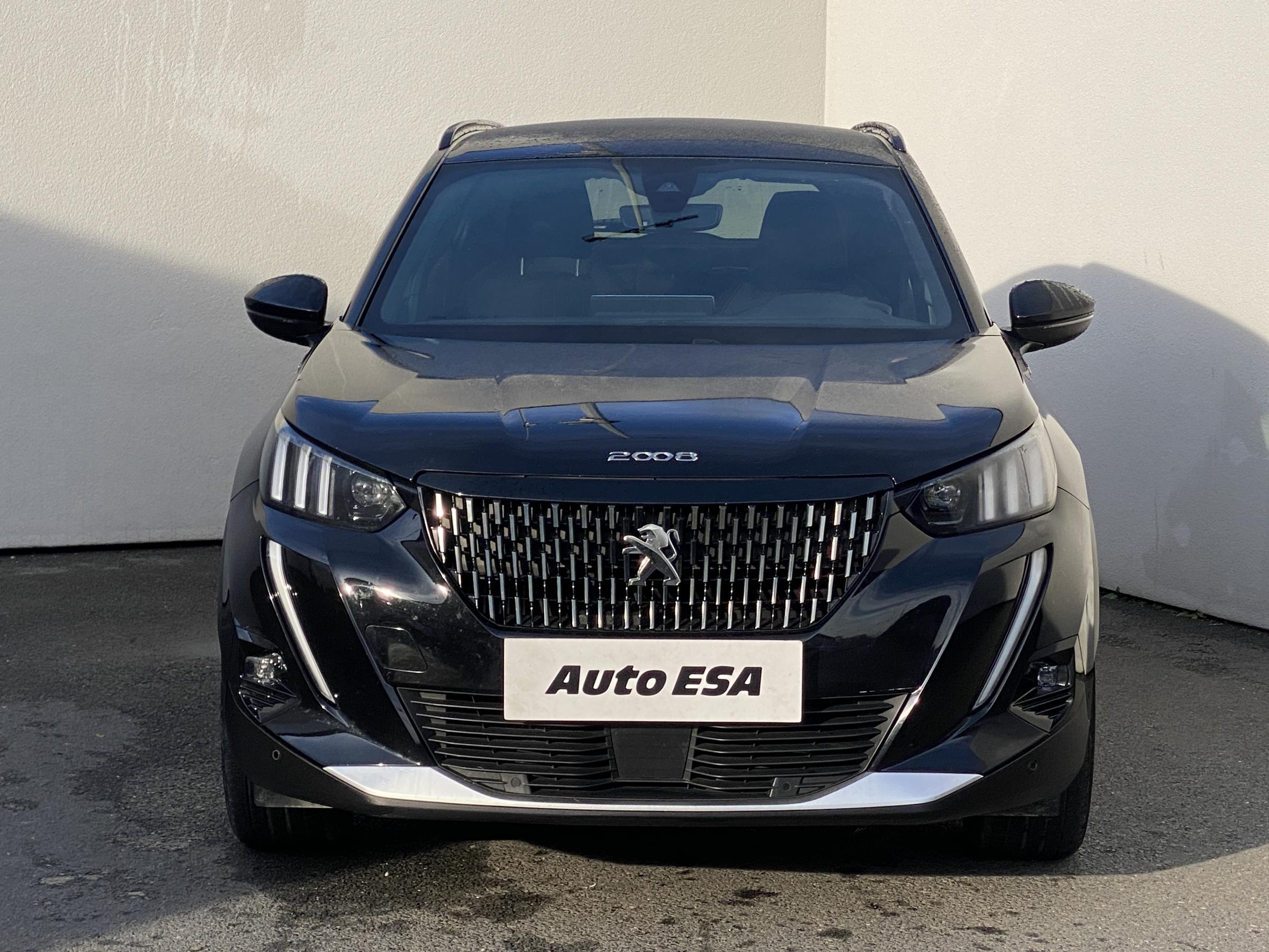 Peugeot 2008, 2020 - pohled č. 2