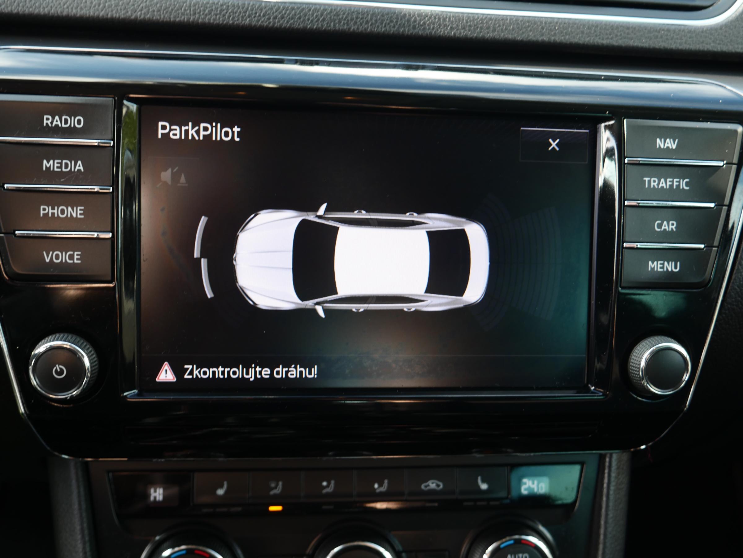 Škoda Superb III, 2016 - pohled č. 12