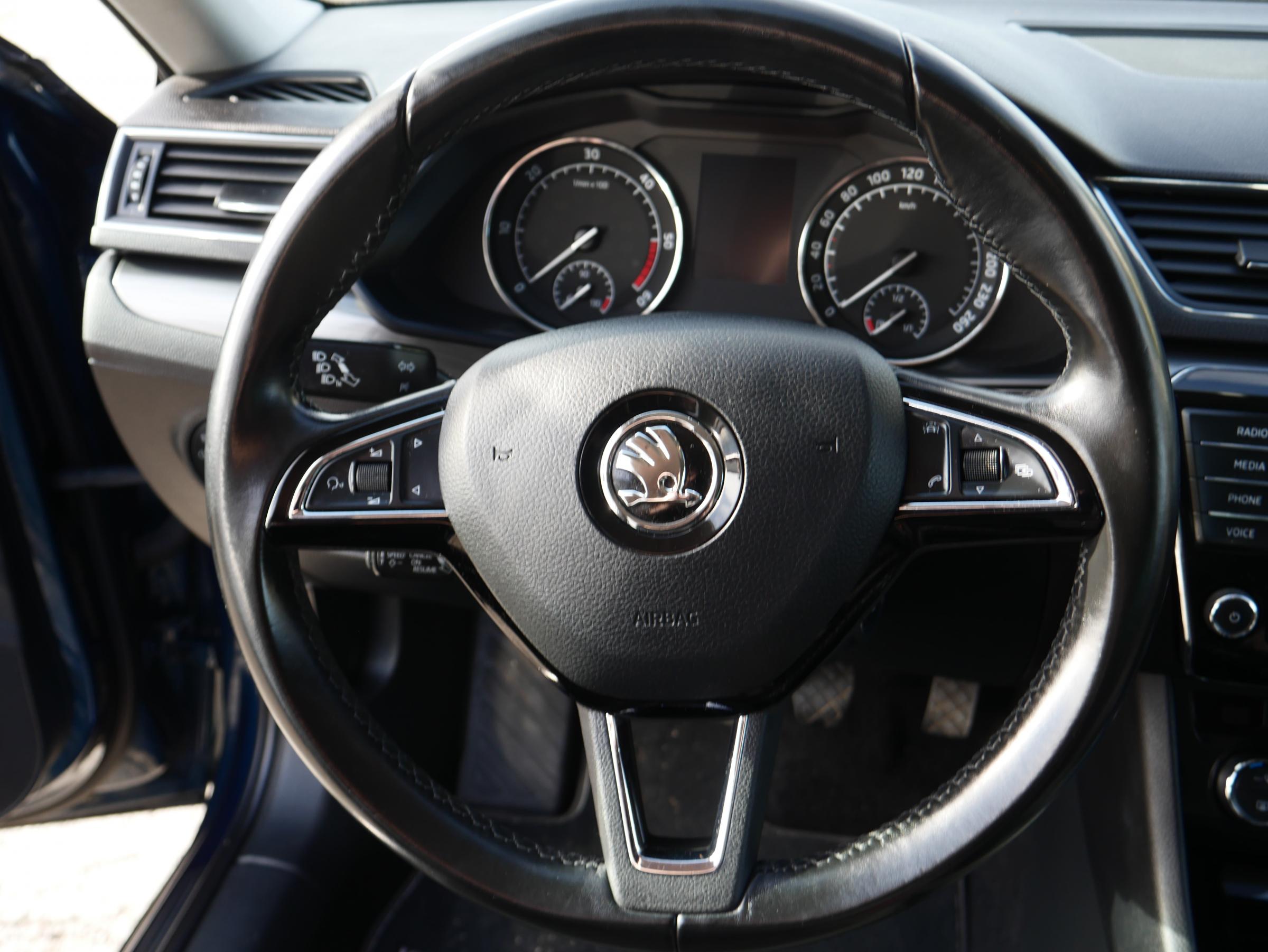 Škoda Superb III, 2016 - pohled č. 13