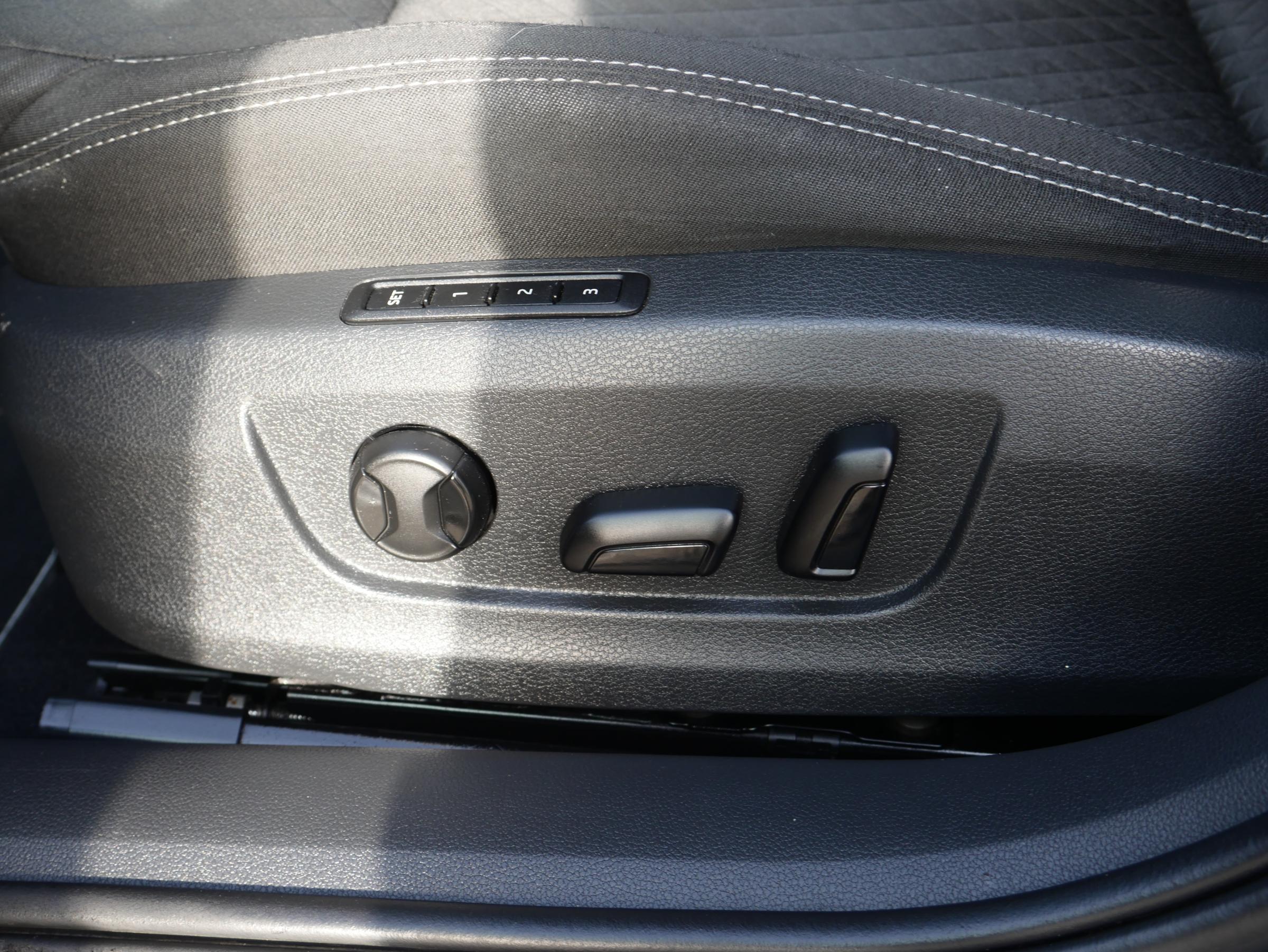 Škoda Superb III, 2016 - pohled č. 16