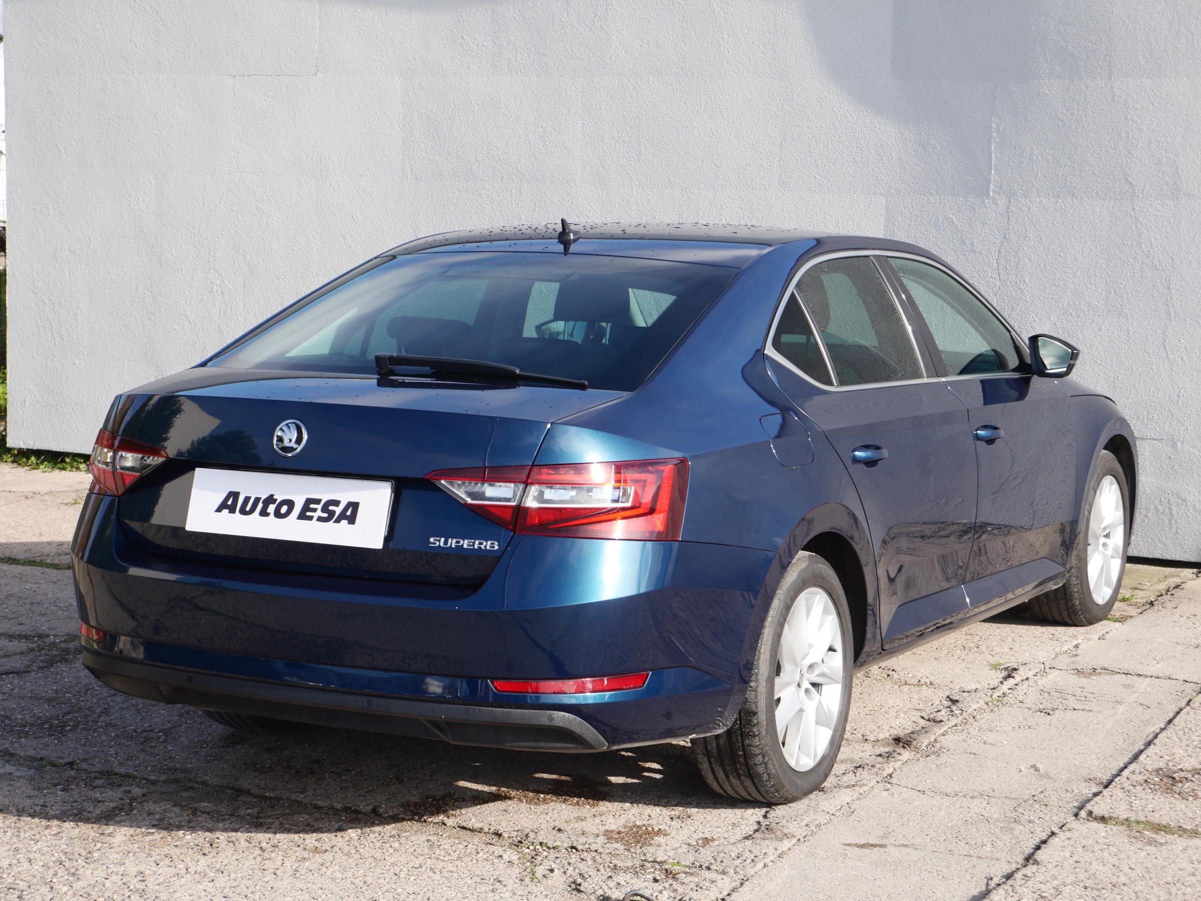 Škoda Superb III, 2016 - pohled č. 4