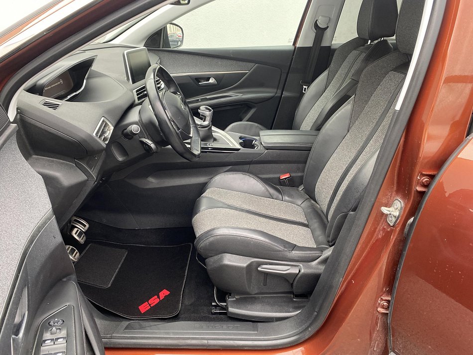 Peugeot 3008 1.5 HDi Allure