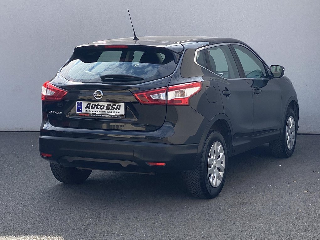 Nissan Qashqai 1.2i 
