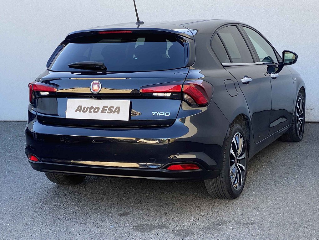 Fiat Tipo 1.4i Lounge