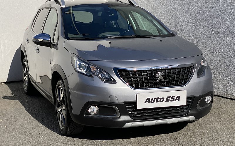 Peugeot 2008 1.2 PT Crossway