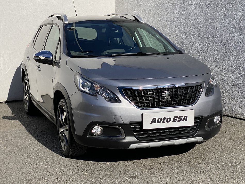 Peugeot 2008 1.2 PT Crossway