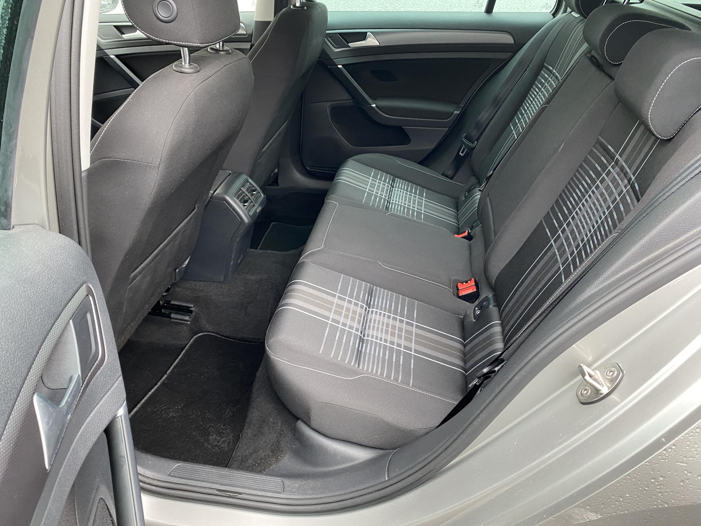 Volkswagen Golf, 2015 - pohled č. 10