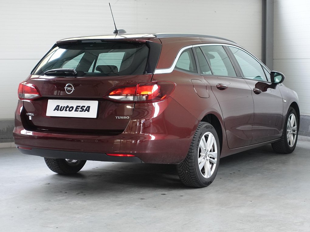 Opel Astra 1.4T 
