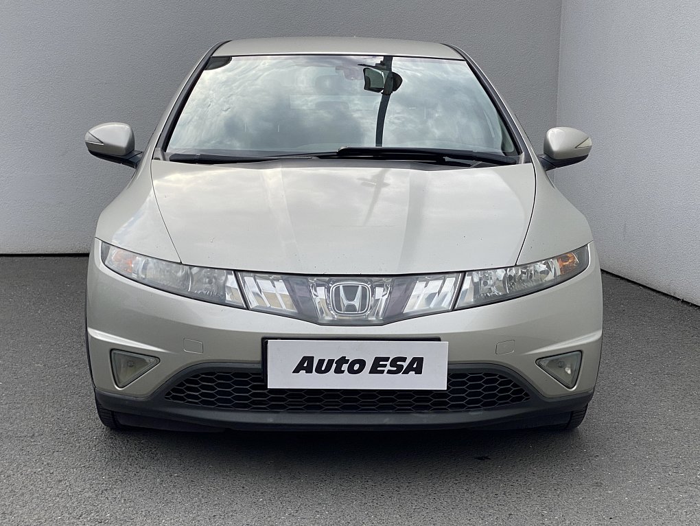 Honda Civic 1.8i 