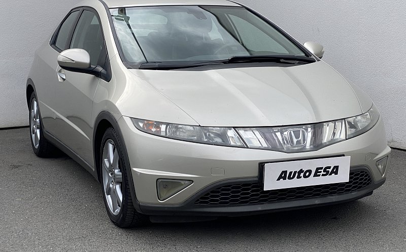 Honda Civic 1.8i 