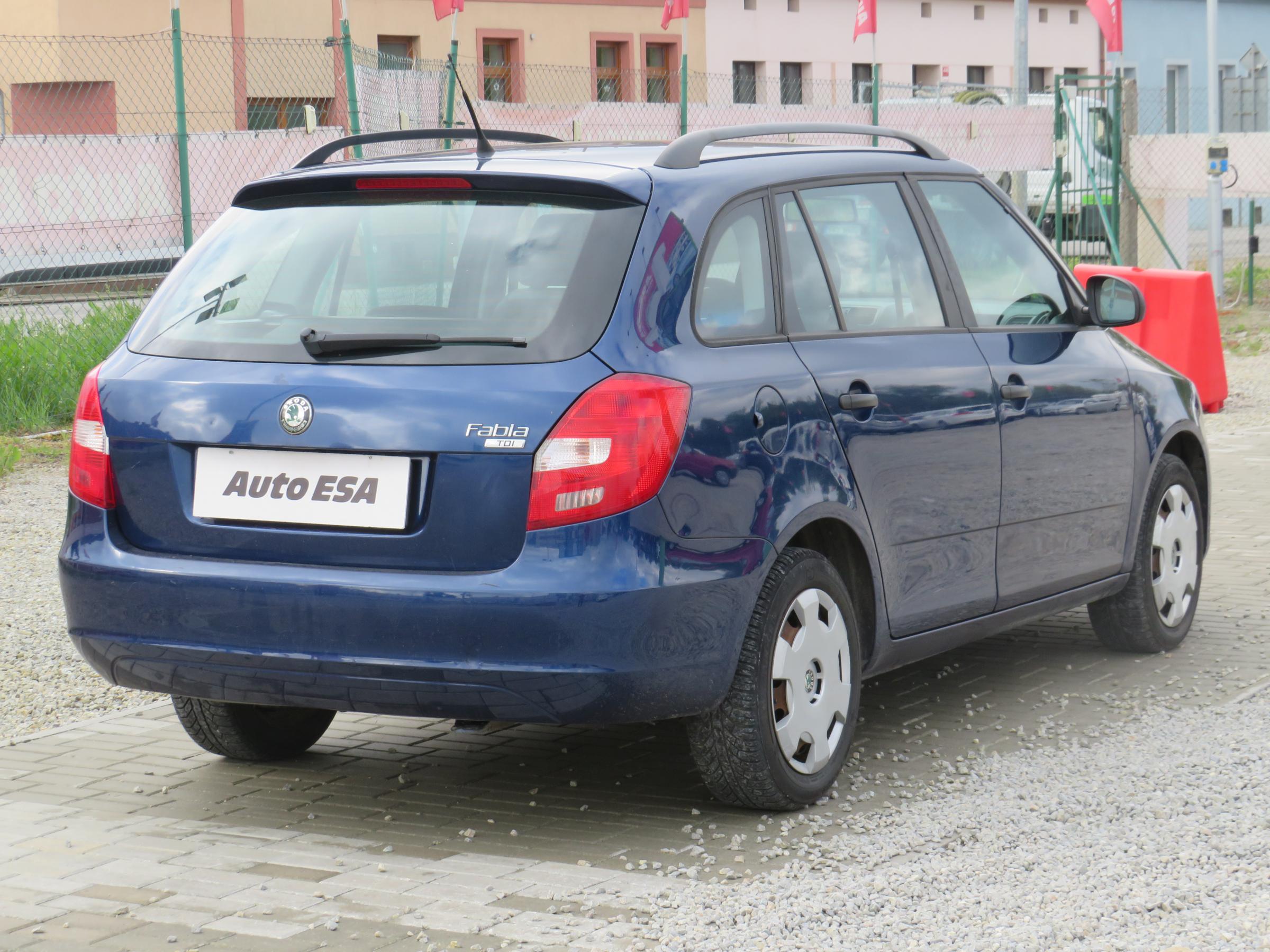 Škoda Fabia II, 2010 - pohled č. 5