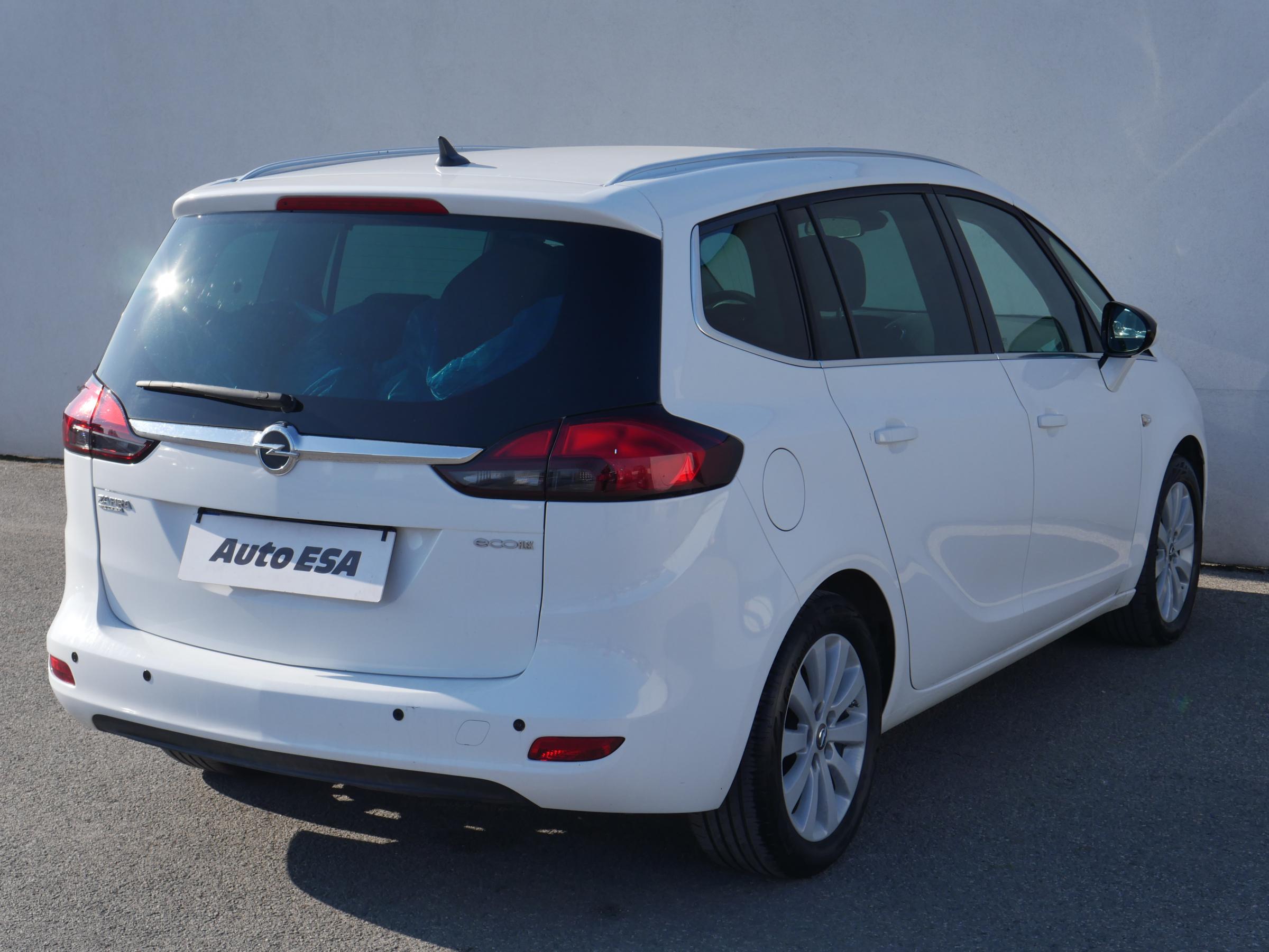Opel Zafira, 2014 - pohled č. 4