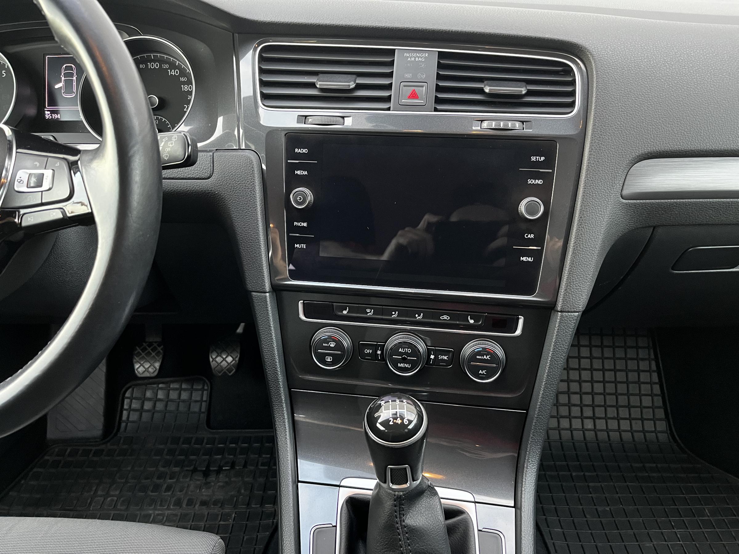 Volkswagen Golf, 2017 - pohled č. 9