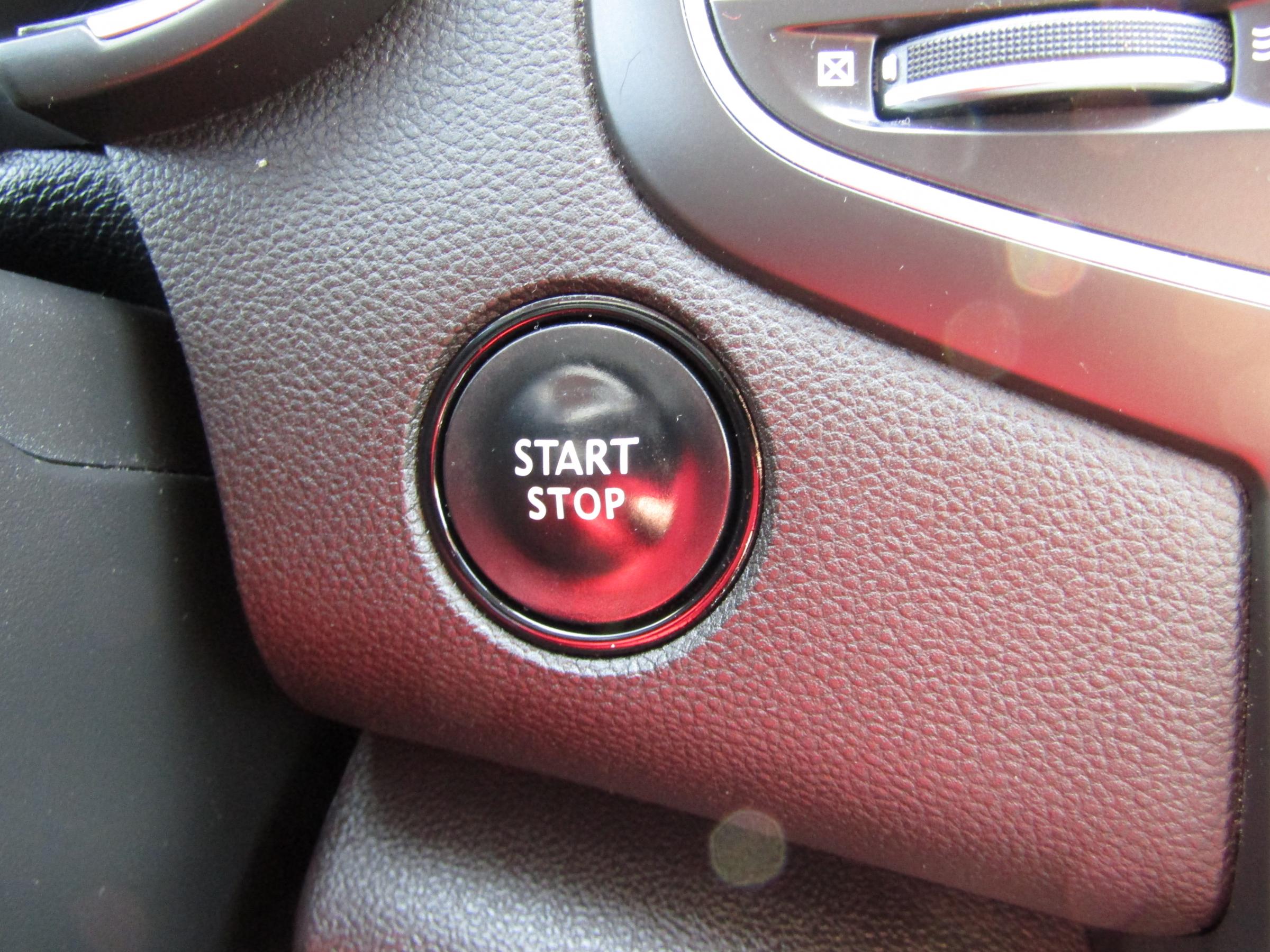 Renault Mégane, 2016 - pohled č. 15