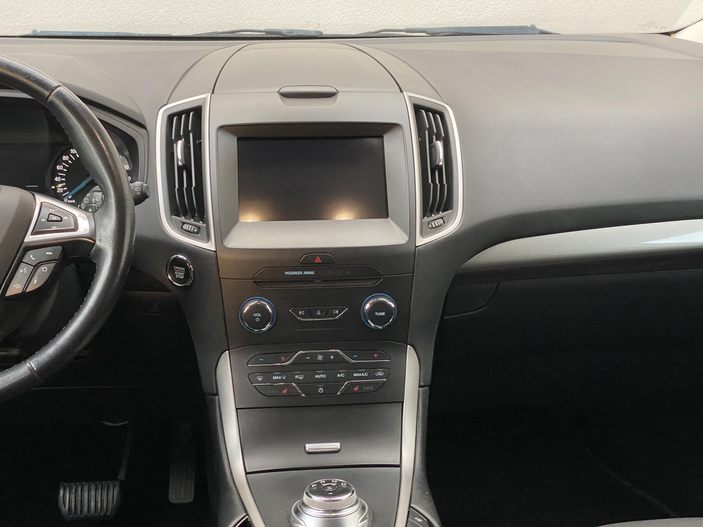 Ford S-MAX, 2019 - pohled č. 10