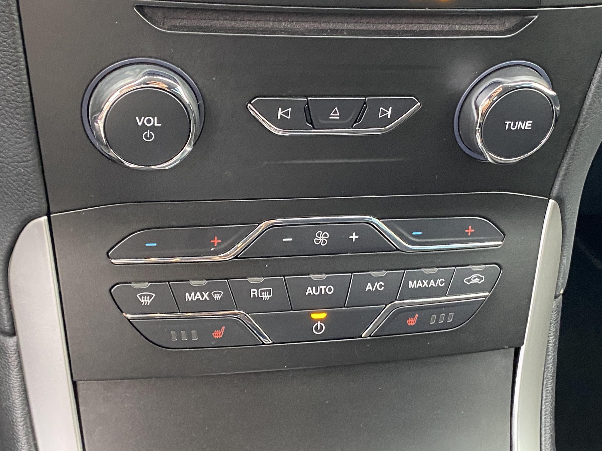 Ford S-MAX, 2019 - pohled č. 18