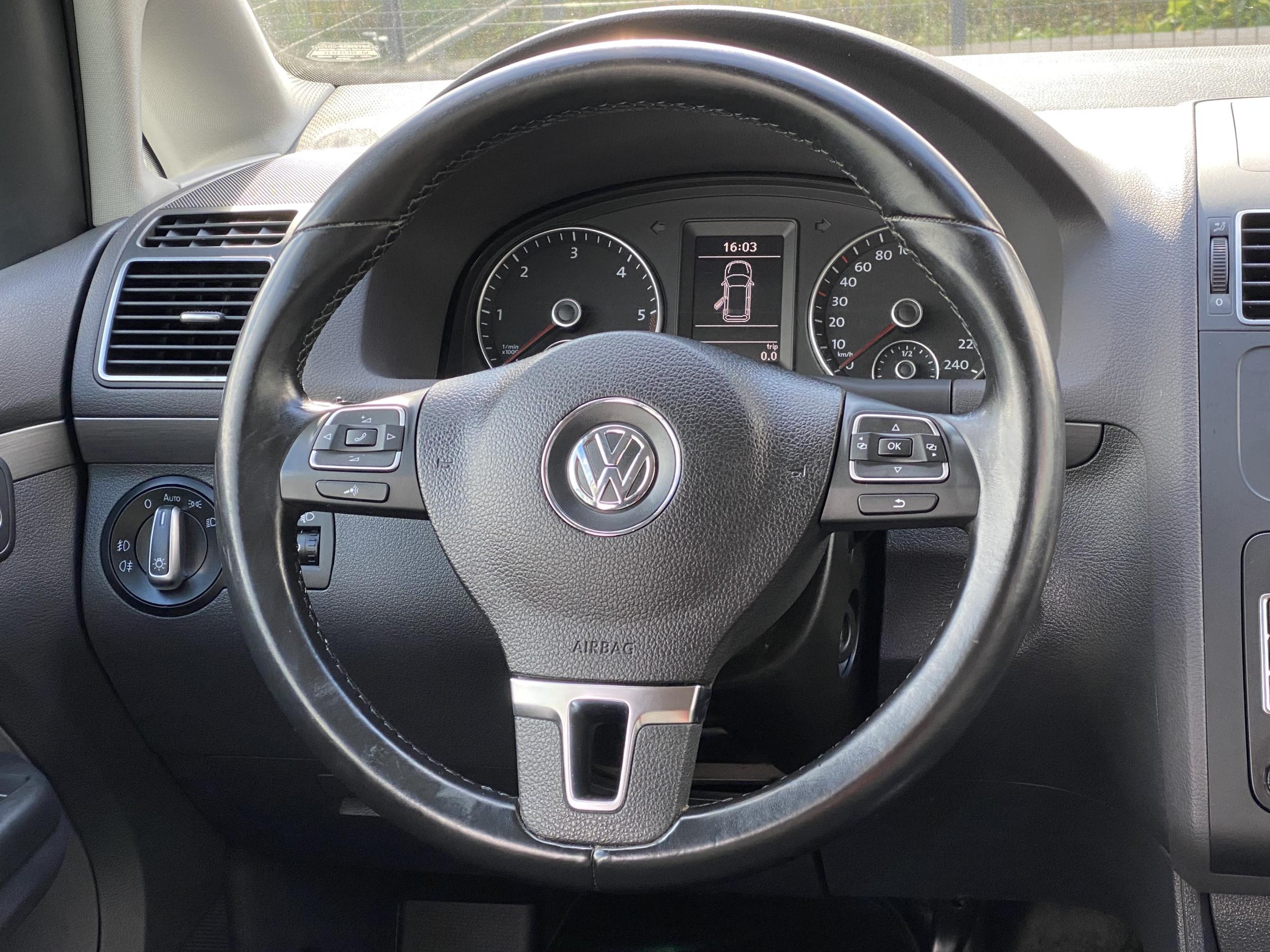 Volkswagen Touran, 2010 - pohled č. 14