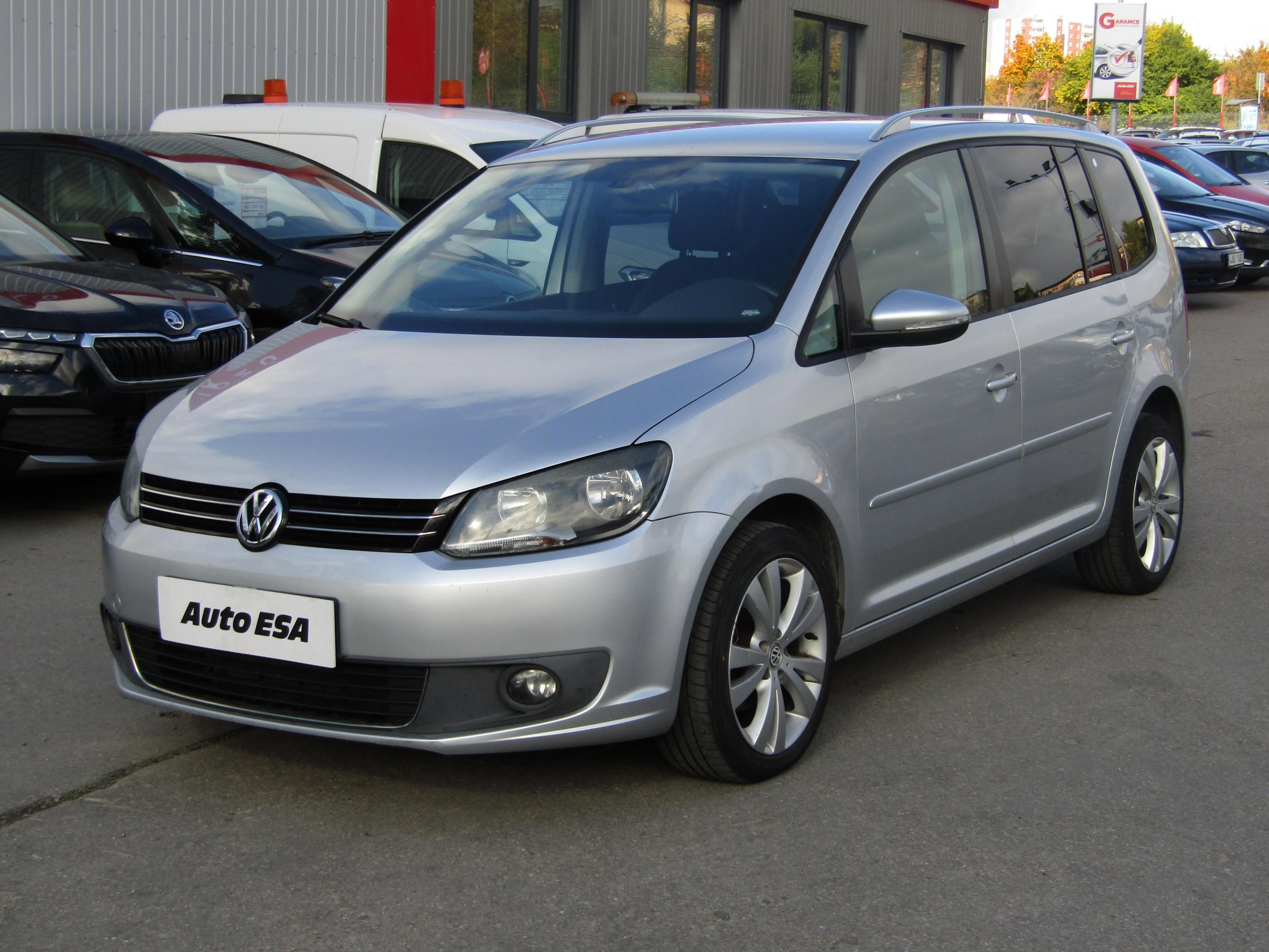 Volkswagen Touran, 2010 - pohled č. 3