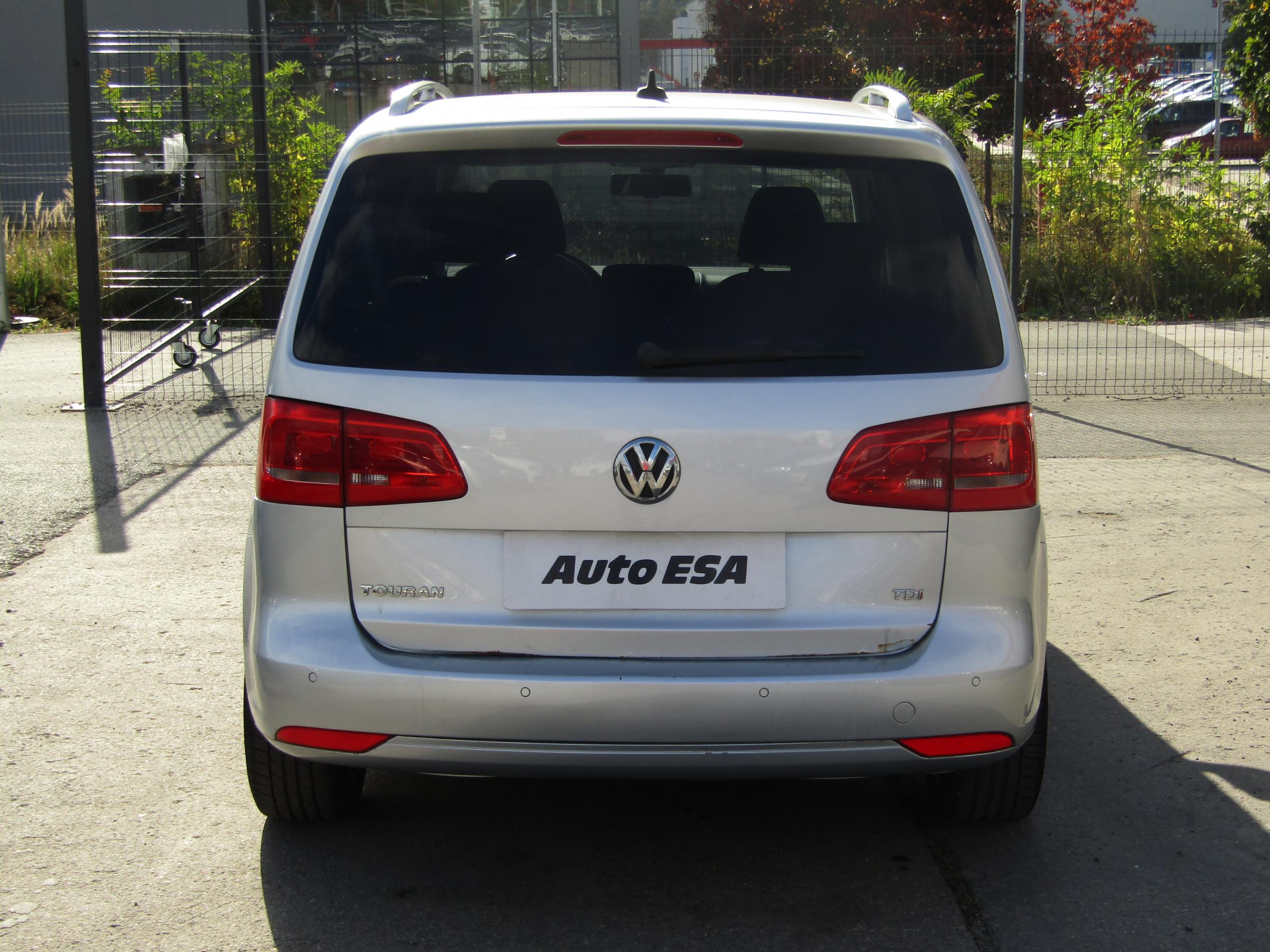 Volkswagen Touran, 2010 - pohled č. 5
