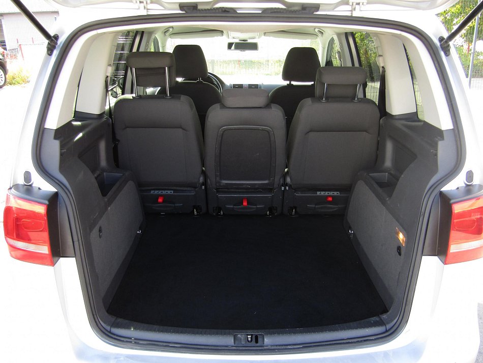 Volkswagen Touran 1.6 TDi Business