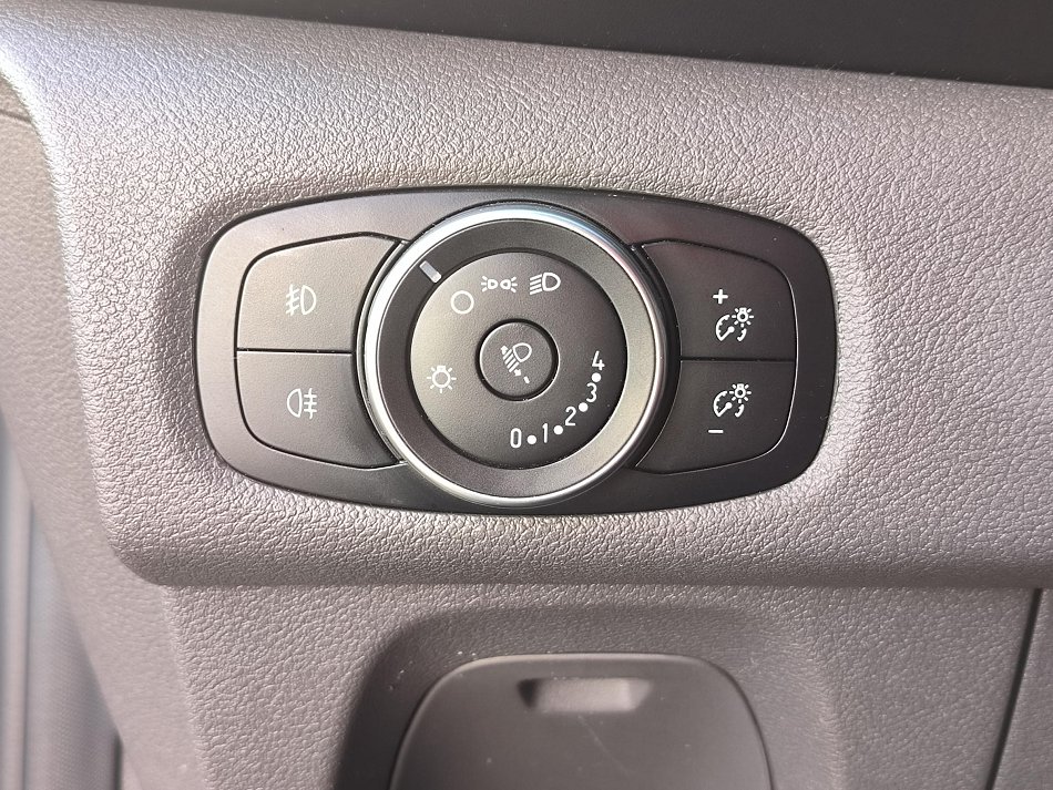 Ford Transit Custom 2.0TDCi  6míst