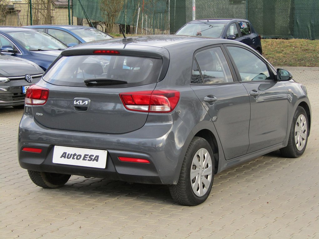 Kia Rio 1.2i 