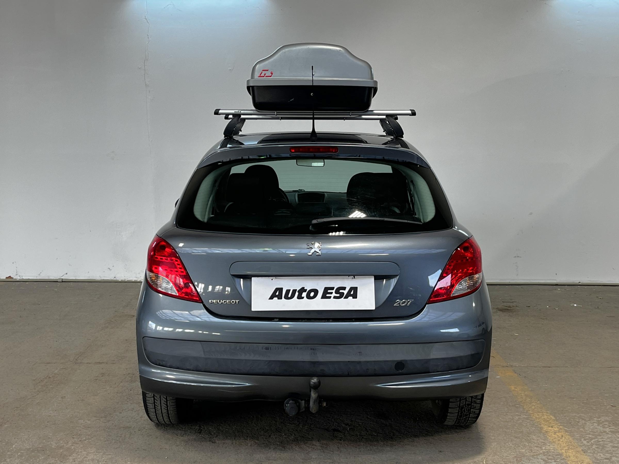 Peugeot 207, 2011 - pohled č. 5