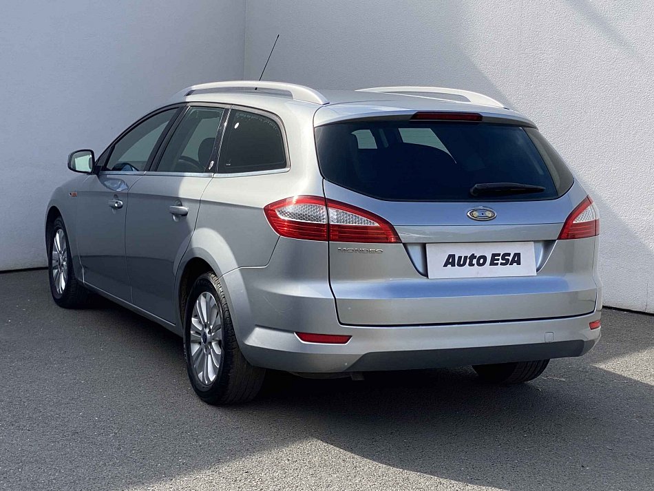 Ford Mondeo 2.0 i Ghia
