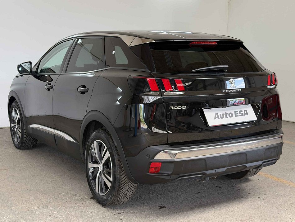 Peugeot 3008 1.2PT Allure