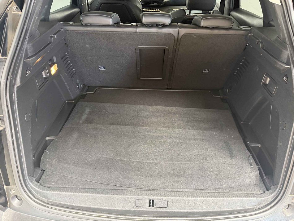 Peugeot 3008 1.2PT Allure