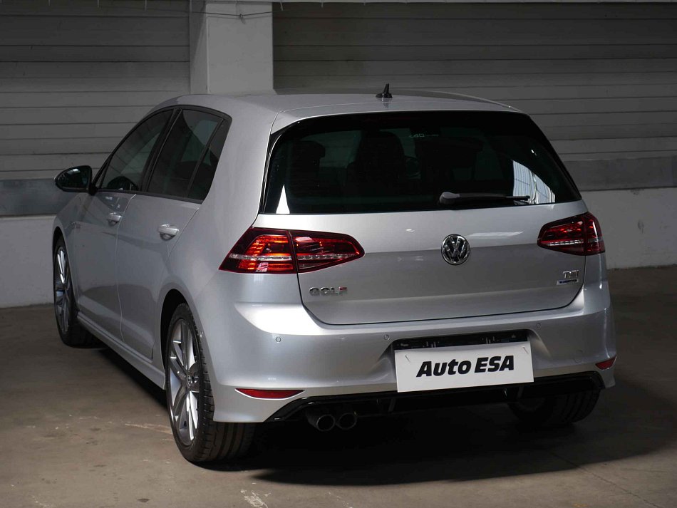 Volkswagen Golf 1.4 TSi CUP R-Line