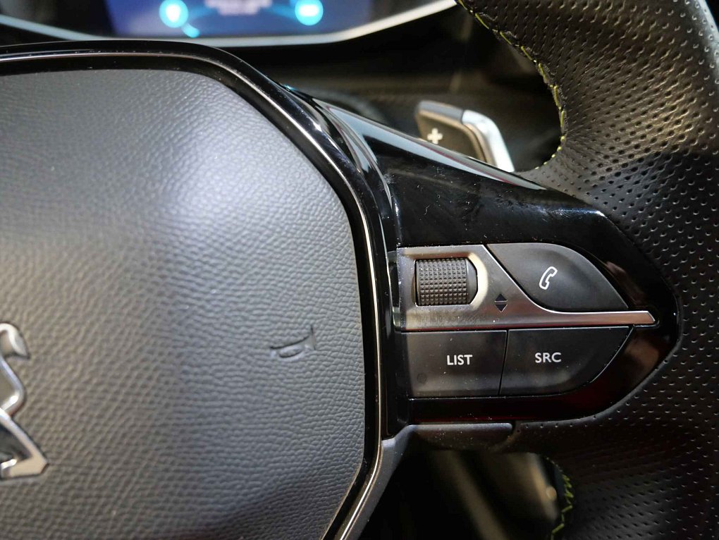 Peugeot 2008 1.2 PT GT Line