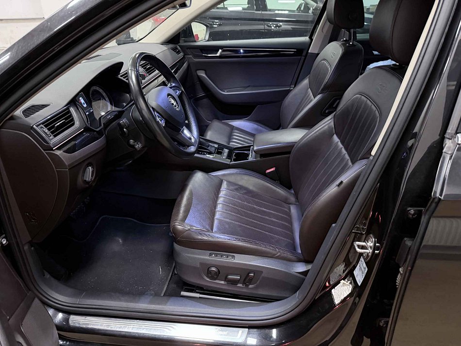 Škoda Superb III 2.0TSi 