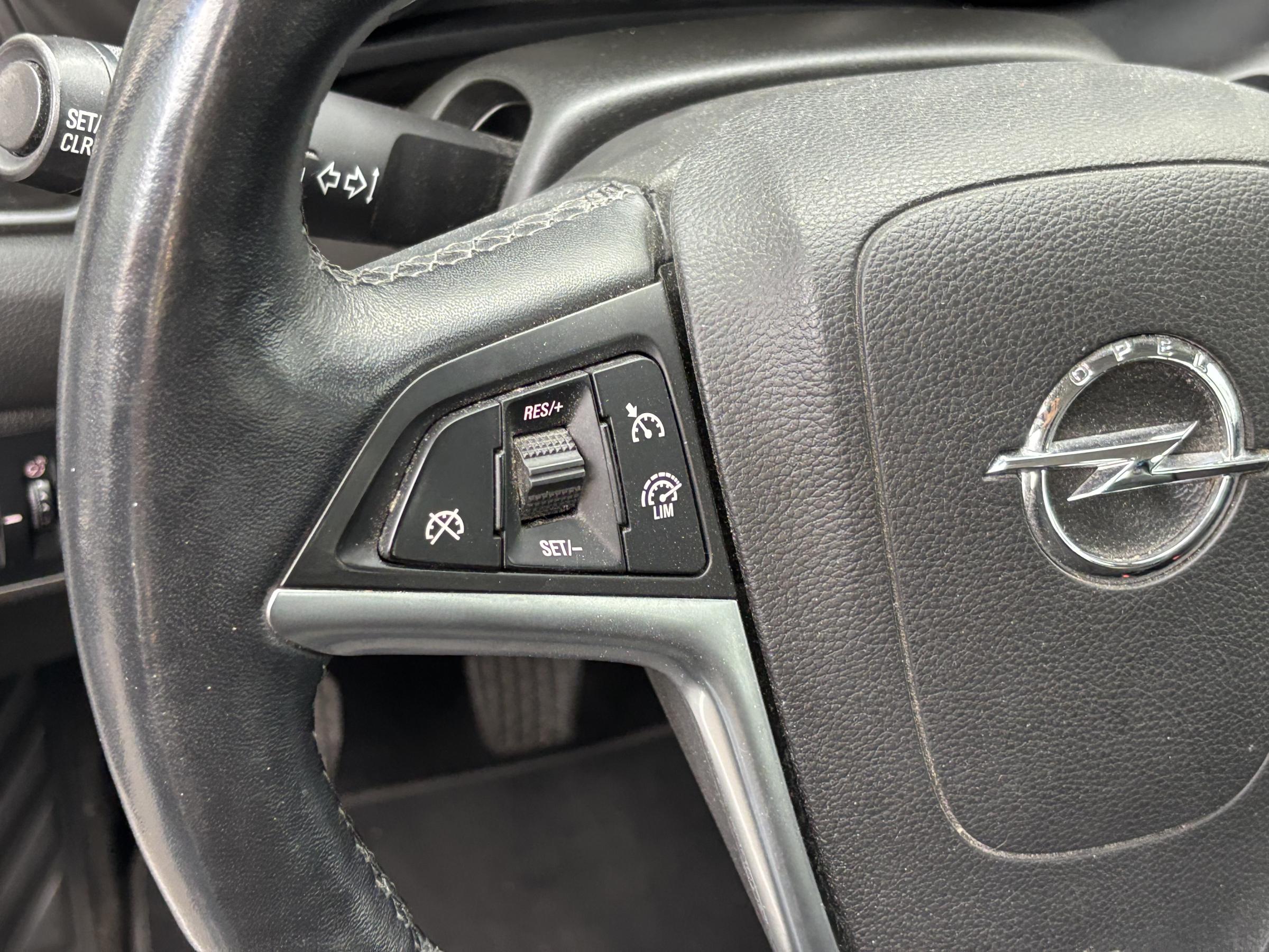 Opel Zafira, 2014 - pohled č. 15