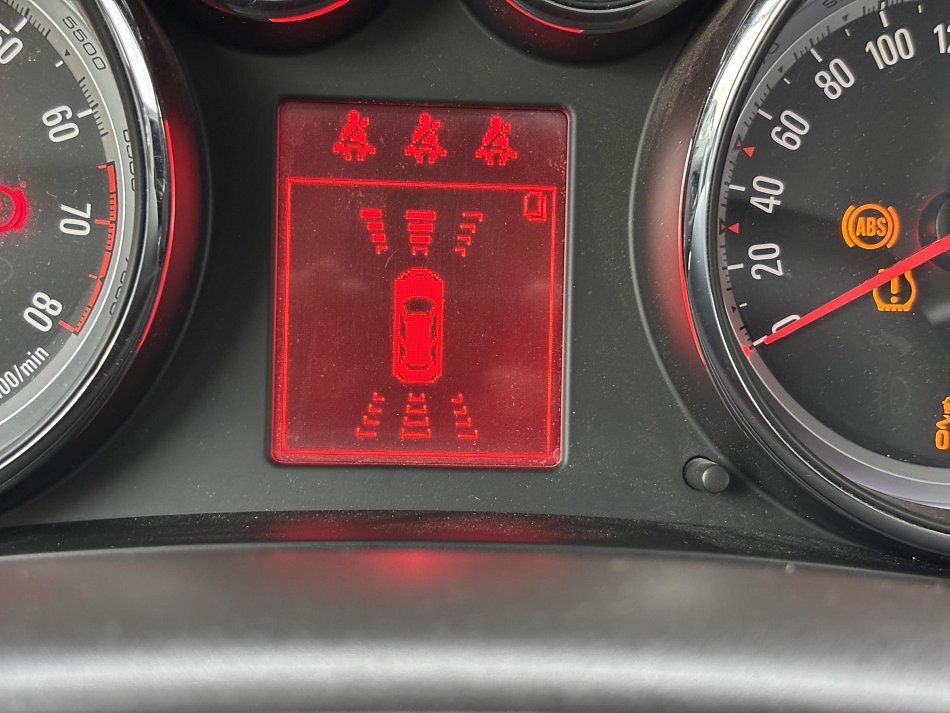 Opel Zafira 1.4 T OPC line