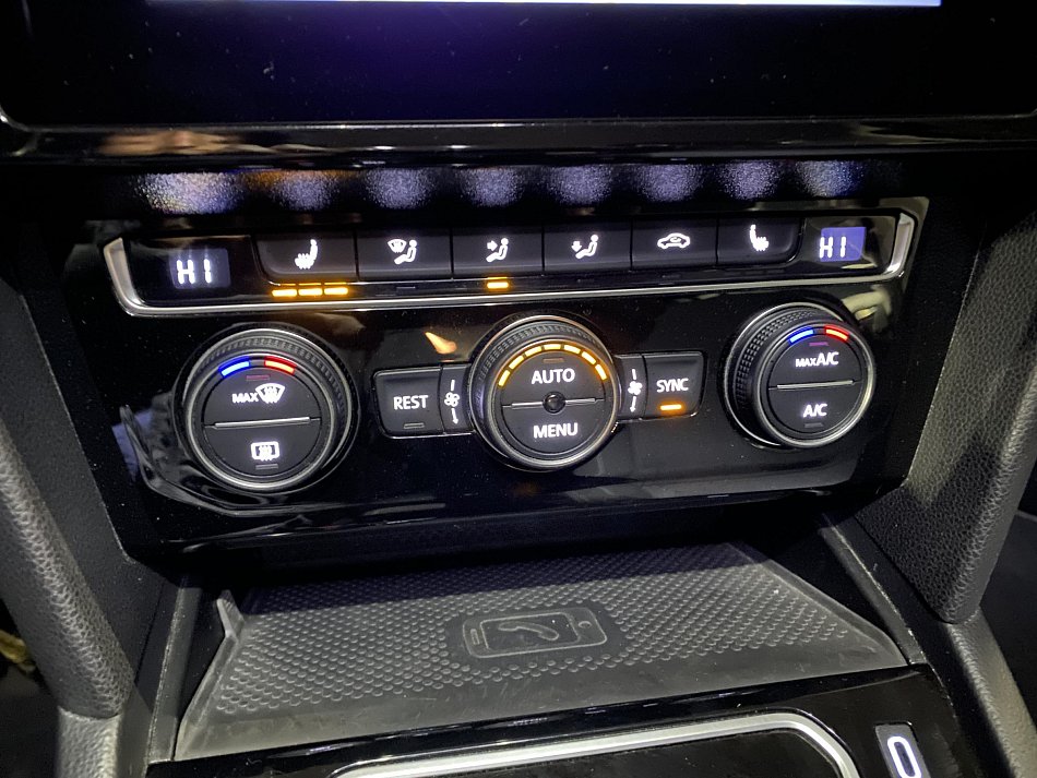 Volkswagen Passat 1.6 TDi Business