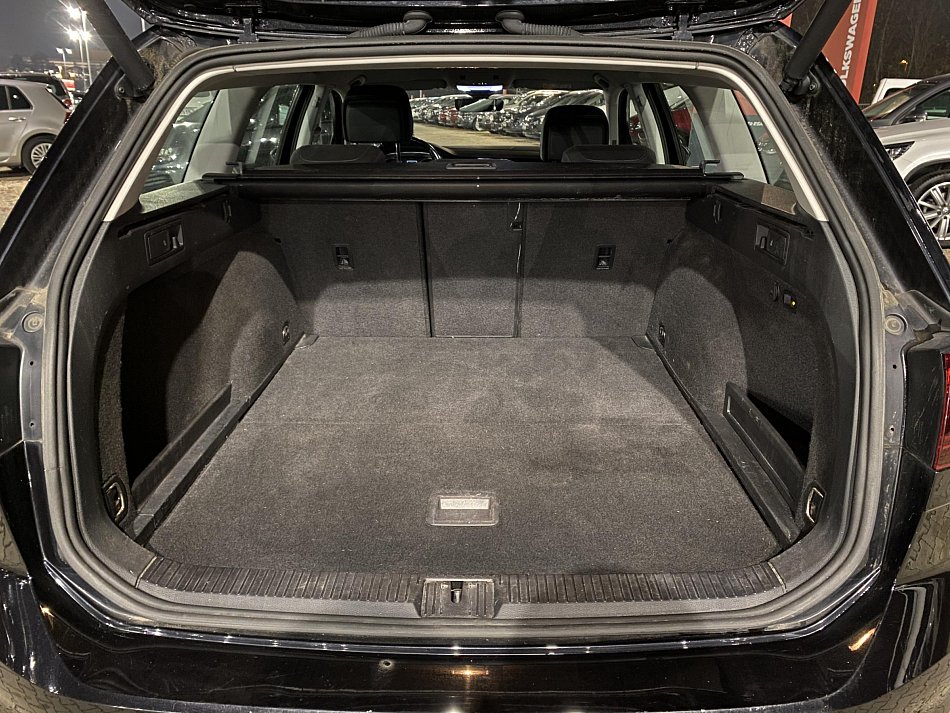 Volkswagen Passat 1.6 TDi Business