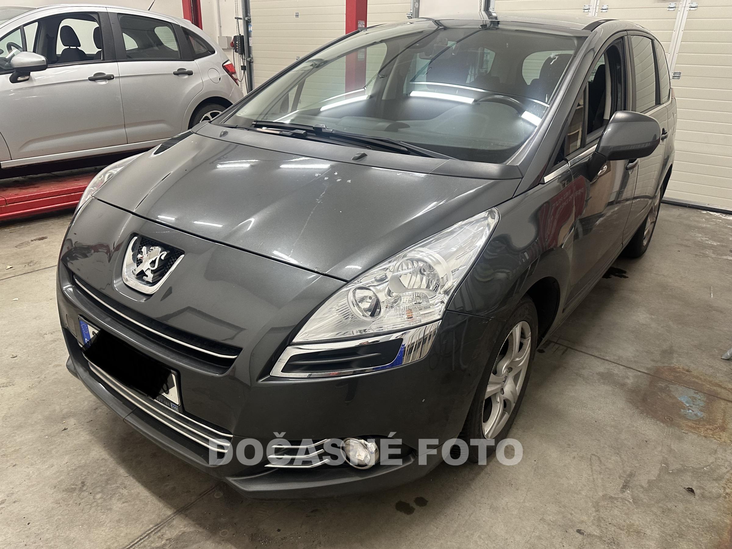 Peugeot 5008, 2013