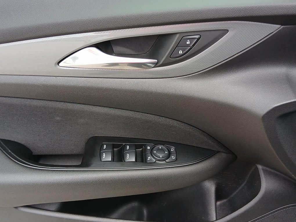 Opel Insignia 2.0CDTi 