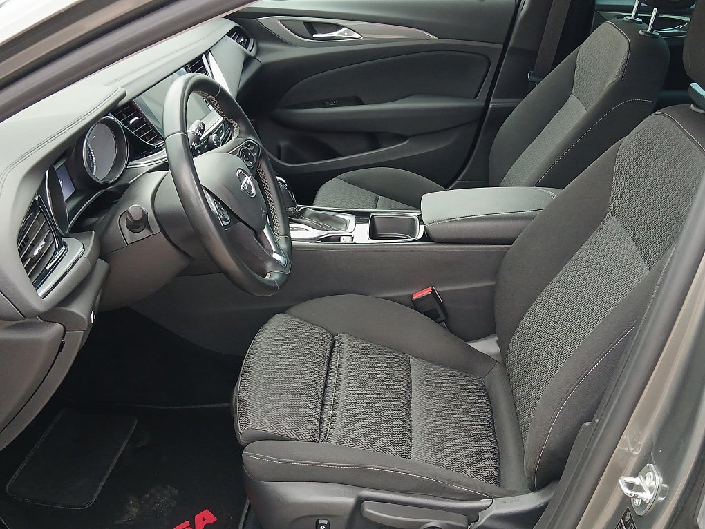 Opel Insignia 2.0CDTi 