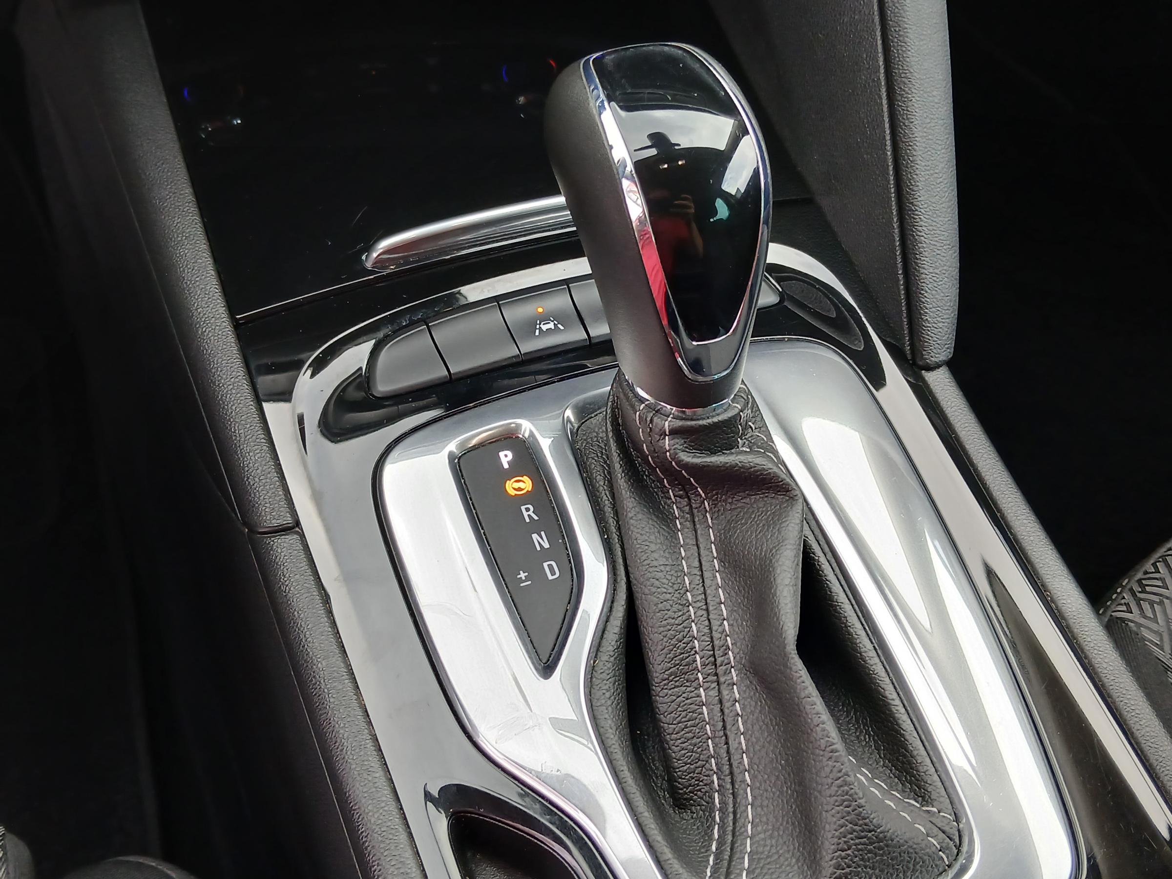 Opel Insignia, 2018 - pohled č. 22