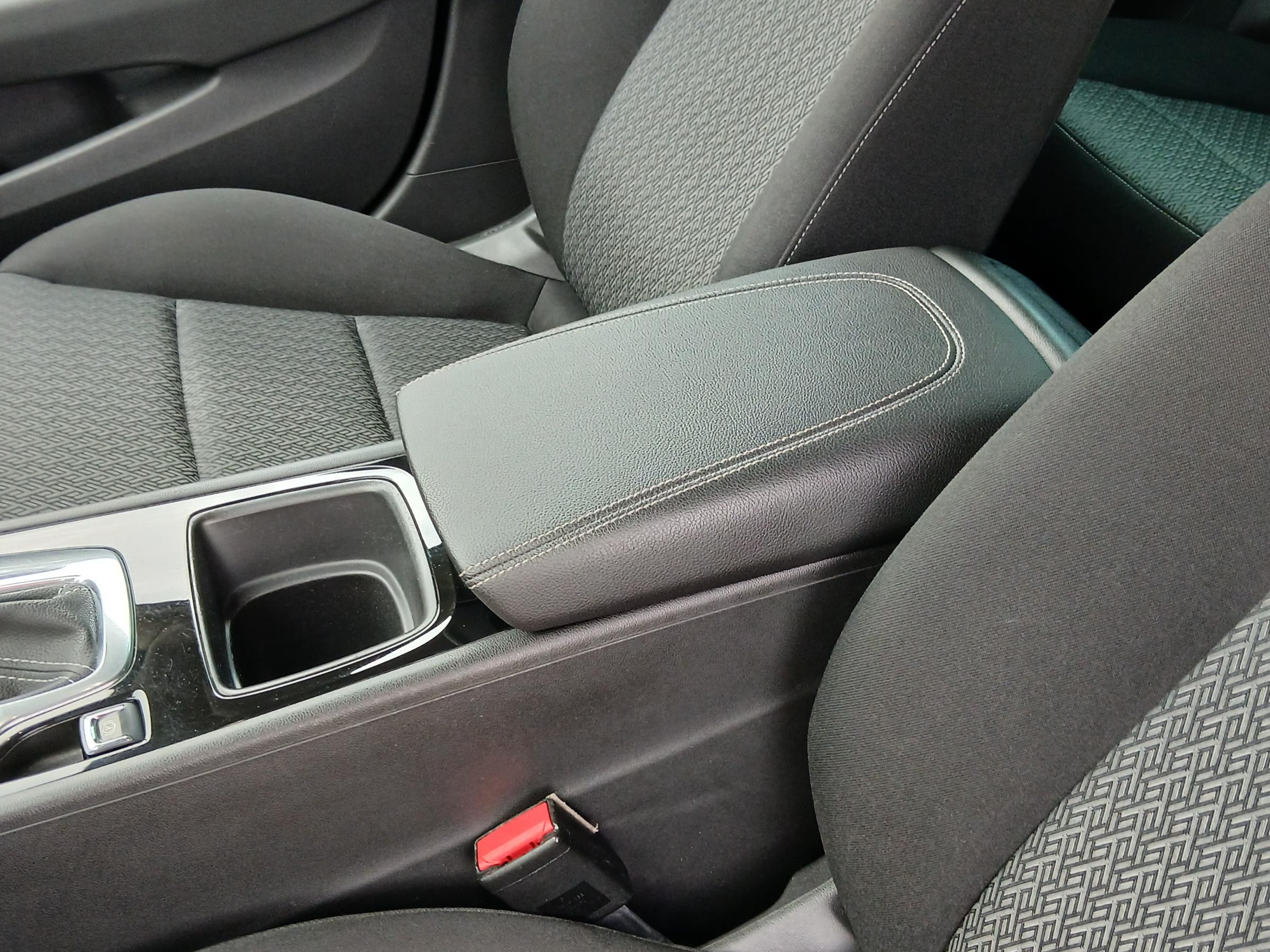 Opel Insignia, 2018 - pohled č. 24